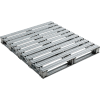 Global Industrial™ Stackable Open Deck Pallet, acier galvanisé, 2 voies, 48 « x42 », 8000 lb Stat Cap