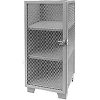 Armoire de rangement étroite robuste Jamco, porte grillagée élargie, 24 po L x 24 po P x 54 po H, entièrement soudée, gris