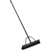 Global Industrial™ 24 » Push Broom W/ Plastic Block & Steel Handle, Fine Sweep - Qté par paquet : 4
