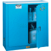 Armoire de rangement verticale à l’acide Justrite de 30 gallons, fermeture automatique, 2 portes, 43 po L x 18 po P x 44 po H, bleu
