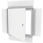 Portes d'accès affleurantes avec rebord en moulure de plâtre