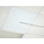 Panneaux de plafond avec évacuation