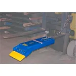 Racleur de sol pour chariot élévateur