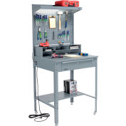 Global Industrial™ Bureau de magasin à surface plate avec Pegboard &Top Shelf, 34-1/2"W x 30"D, Gris