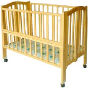 Logement Star Baby Crib - 40"L x 26,5"W x 38"H