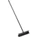 Balai-brosse Global Industrial™ 18", avec bloc en plastique et manche en acier, balayage fin - Lot de 4