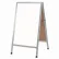 Tableau de marquage blanc Aarco en aluminium, à pied en A, pour trottoir - 24" de largeur x 42" de hauteur
