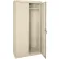 Armoire Sandusky® Classic entièrement soudée, porte pleine, 36" de largeur x 24" de profondeur x 72" de hauteur, couleur mastic