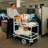 Chariot motorisé pour salle du courrier « Pony Express » d'Electro Kinetic Technologies
