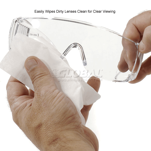 Lens Cleaning Towelettes 100 Per Box 795498 GLOBALindustrial.ca