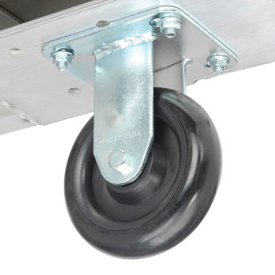 Global Industrial™ Medium Duty Swivel Plate Caster 5" Polyurethane Wheel 250 lb. Capacity
