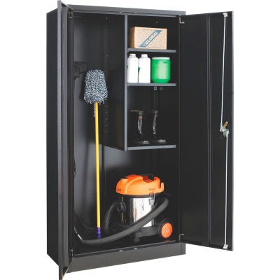 Armoire de conciergerie industrielle™ Global, 36 po L x 18 po P x 72 po H, assemblée, noire