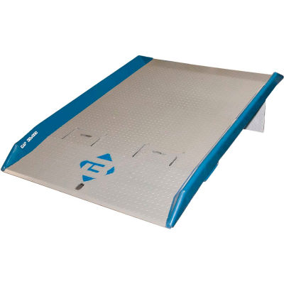 Bluff® 15TFL7260 Steel Dock Board with Steel Curbs 72 x 60 15,000 Lb. Cap.