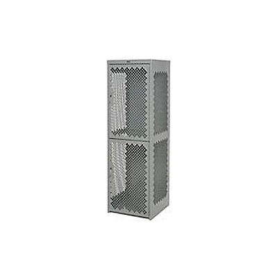 Global Industrial™ 3-Tier 3 Door Heavy Duty Vented Locker, 24 « L x 24 » P x 74 » H, gris, entièrement soudé
