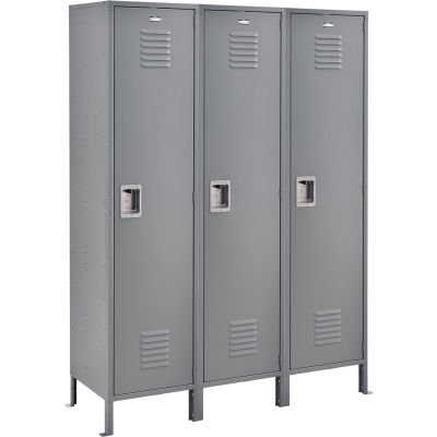 Global Industrial™ Infinity® 1-Tier 3 Door Locker, 54 » L x 18"P x 78"H, gris, assemblé