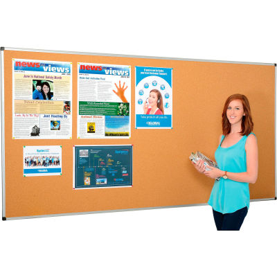 Global Industrial™ Cork Bulletin Board avec cadre en aluminium, 96 » x 48 »