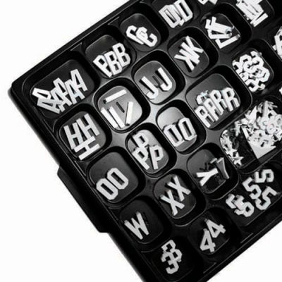 Aarco Universal Single Tab White Helvetica 1"H Letters