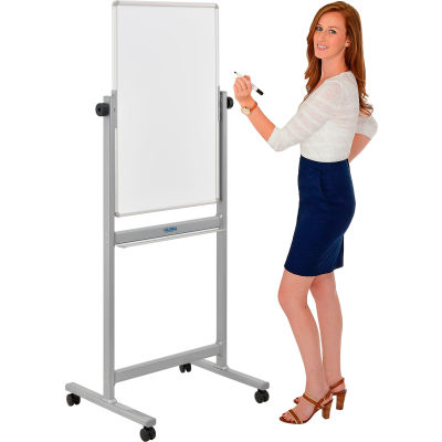 Global Industrial™ Mobile Réversible Magnetic Whiteboard - 24 po l x 36 po H - Acier - Cadre argenté