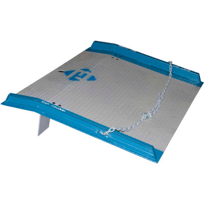 Bluff® 10SC6036 Steel Dock Board with Steel Curbs 60 x 36 10,000 Lb. Cap.