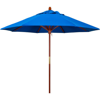 Parapluie de la Californie 9' Patio Umbrella - Bleu royal d’Olefin - Pôle de bois franc - Série Grove
