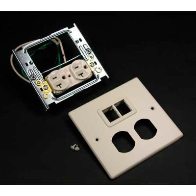 Wiremold G4047wt 2-Gng Overlapping Cover, 1 Dplx Installed & Tracjack Mini Adptr, 5-1/8"L